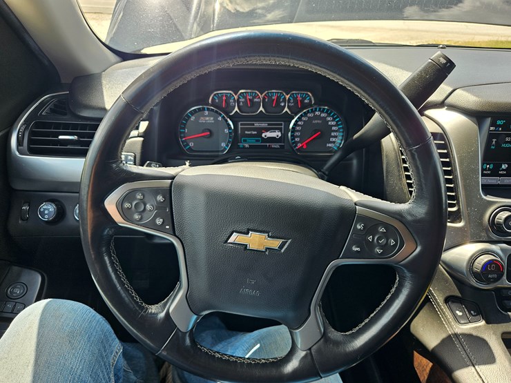 2018-chevrolet-tahoe-image-39
