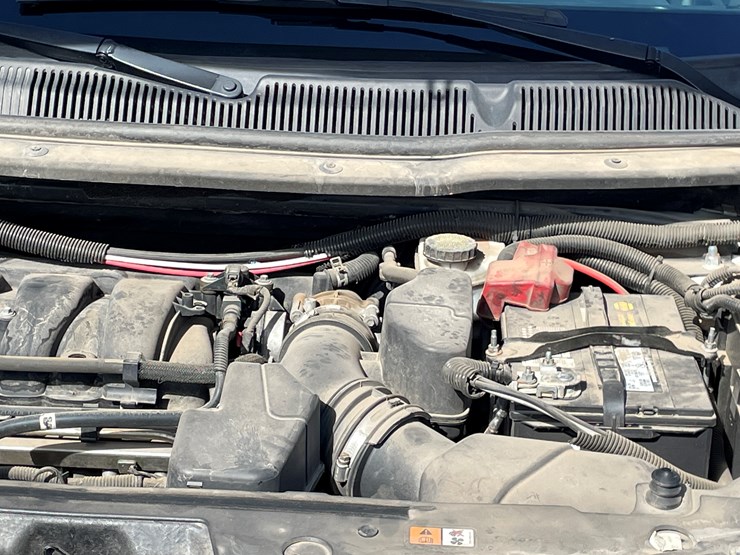 2018-ford-explorer-image-55