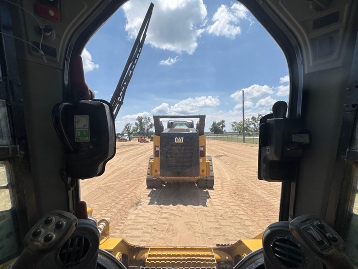 2018-caterpillar-299d2-image-27