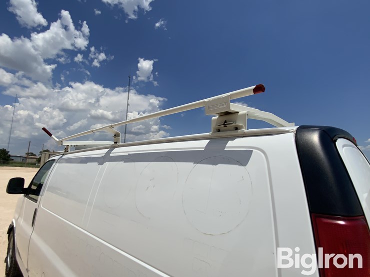 2014-chevrolet-express-1500-image-10