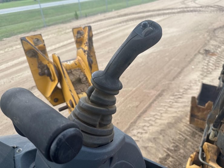 2018-deere-310sl-hl-image-26