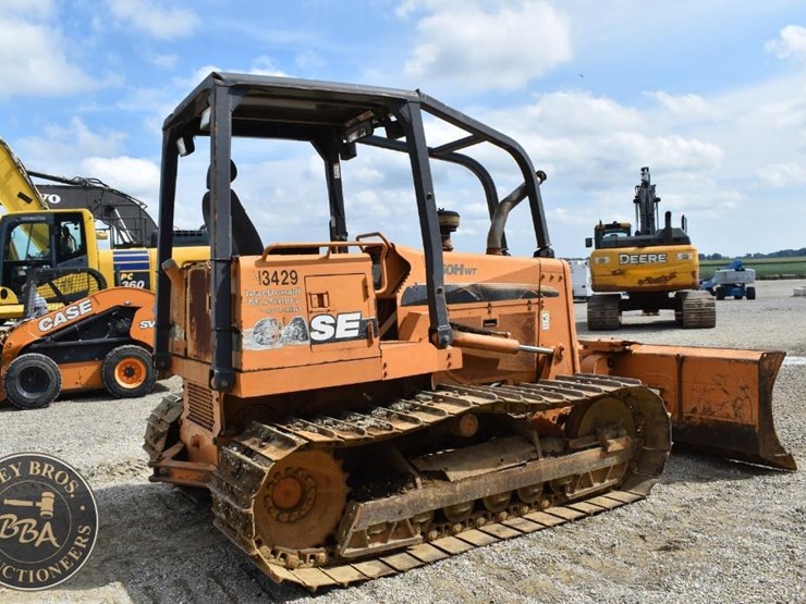 2002-case-850h-wt-image-15