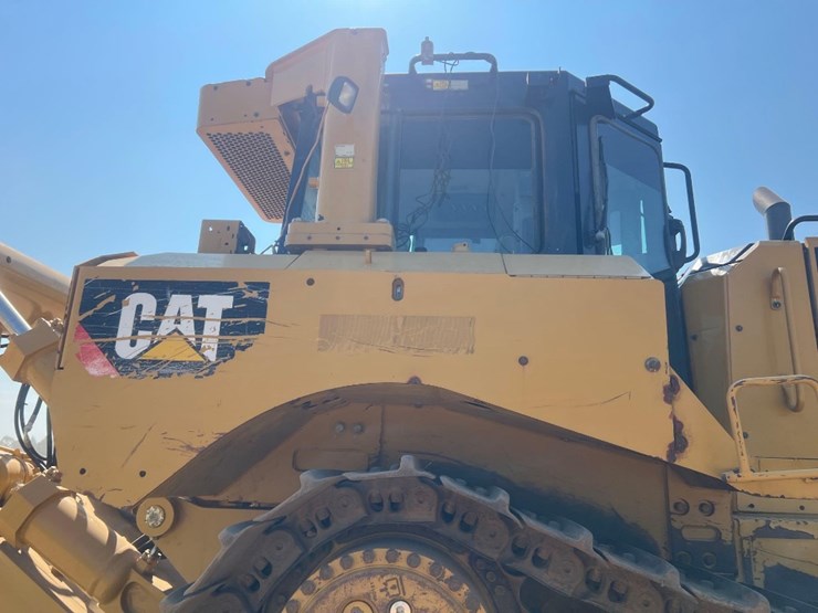 2018-caterpillar-d8t-image-22