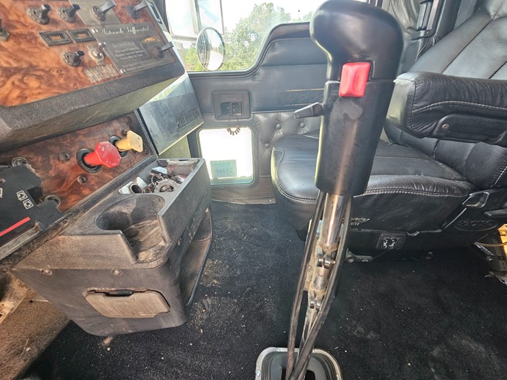 2000-kenworth-w900-image-72