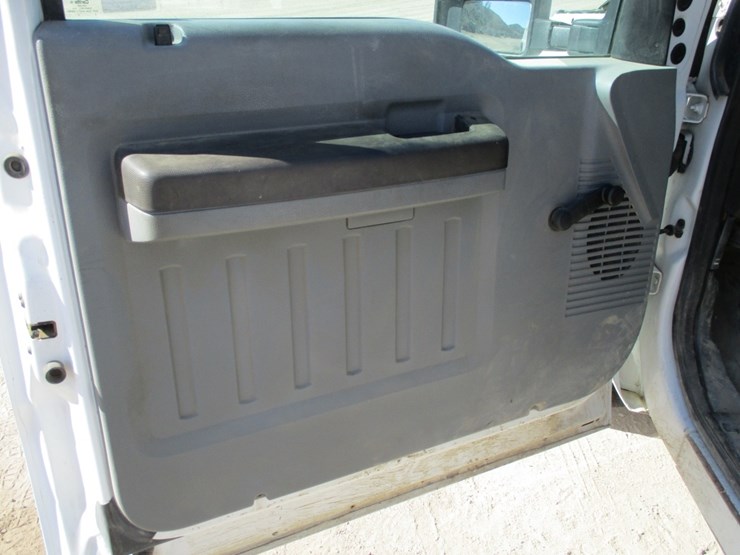 2015-ford-f250-sd-image-11