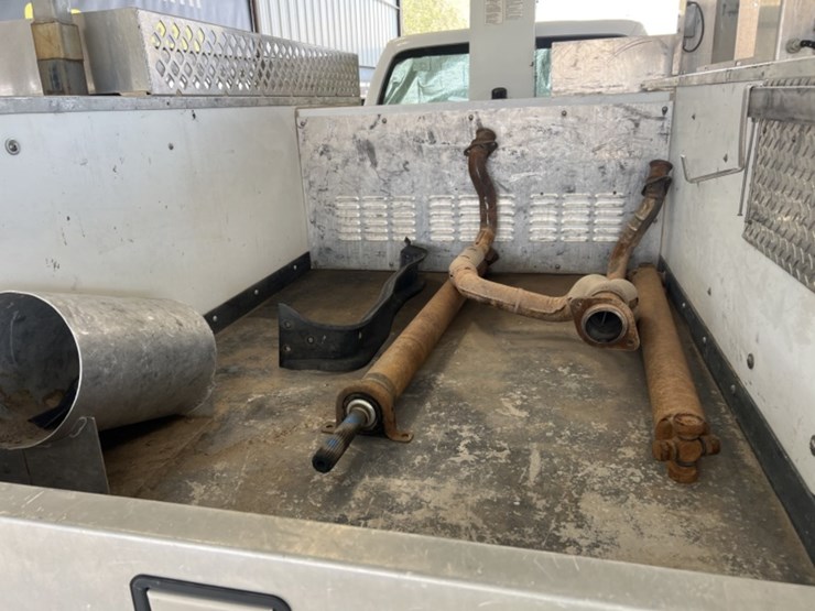 2008-ford-f450-image-15