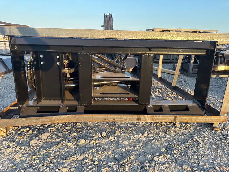 #2056-•-unused-top-cat-bdrc-77"-skid-steer-front-mount-cutter-bdrc25052602minv#:-25069-image-10