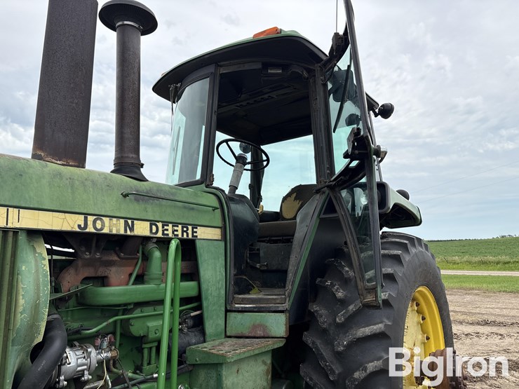 1982-john-deere-4440-image-18