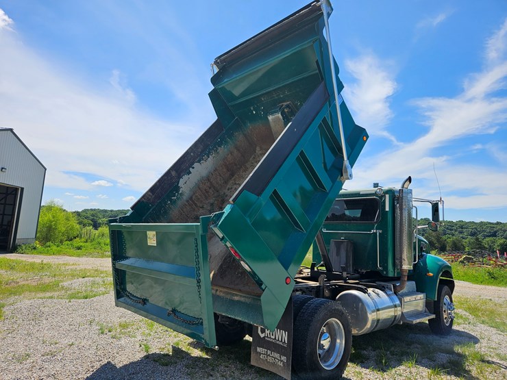 2012-peterbilt-382-image-58