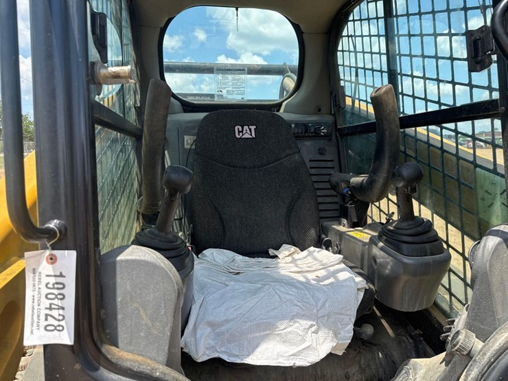 2015-caterpillar-289d-image-25