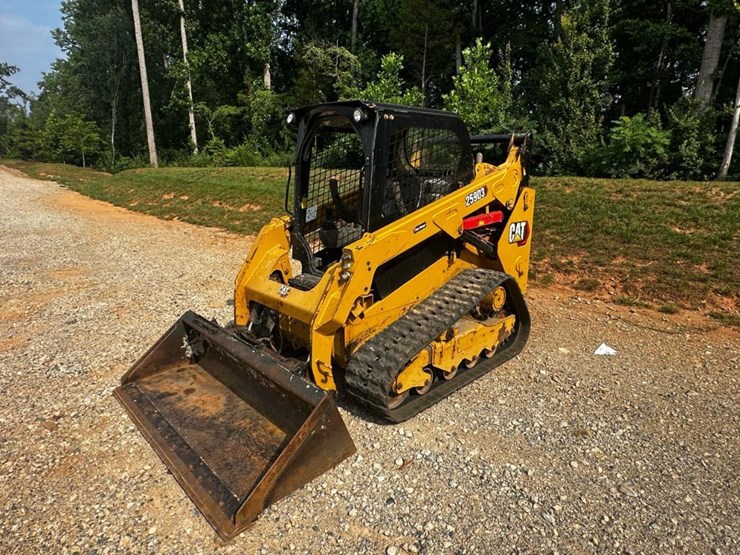 2020-caterpillar-259d3-image-1