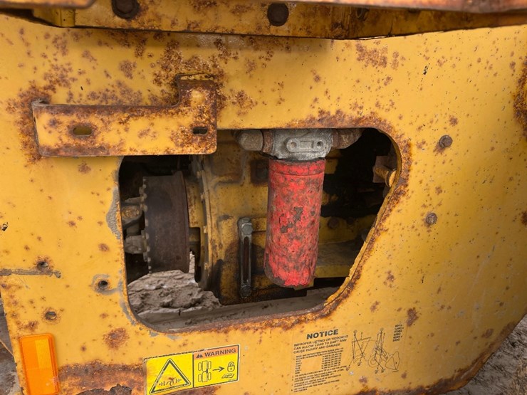 2007-caterpillar-930g-image-13