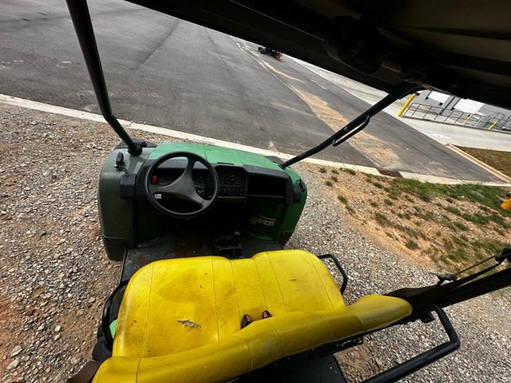 2019-john-deere-gator-xuv-825m-image-12