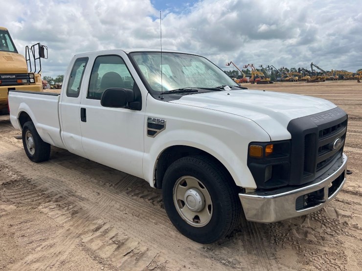 2008-ford-f250-xl-image-6