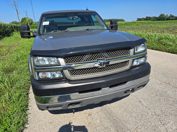 2003-chevrolet-2500-image-48
