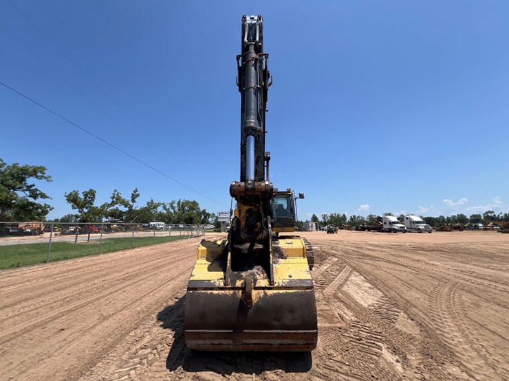 2013-deere-470g-lc-image-7