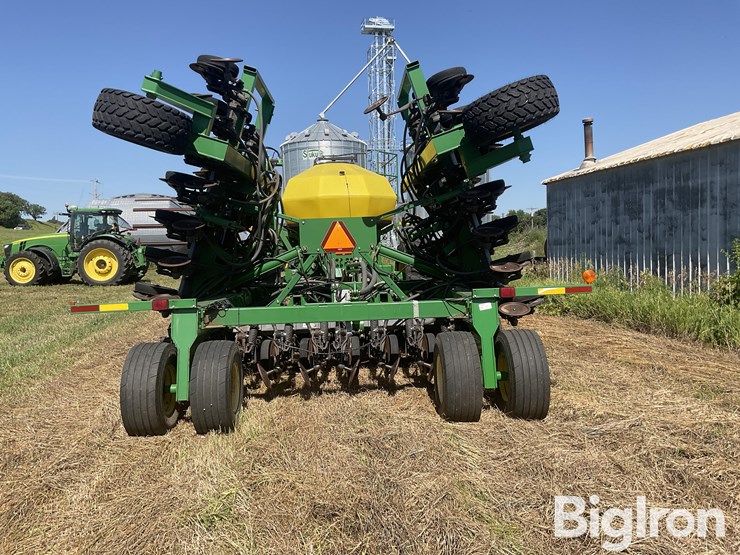 john-deere-1890-image-6
