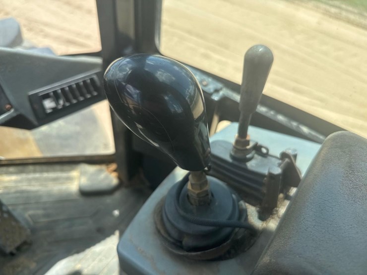 1998-caterpillar-it28g-image-23