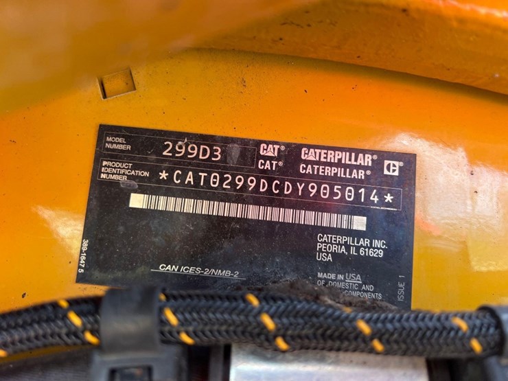 2021-caterpillar-299d3-image-24