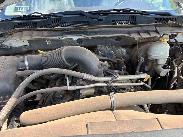 2013-dodge-ram-1500-image-19