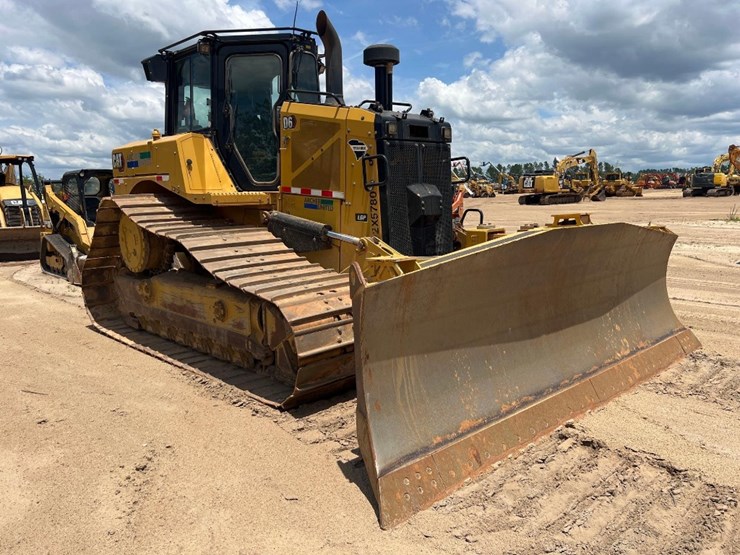 2019-caterpillar-d6-lgp-image-5