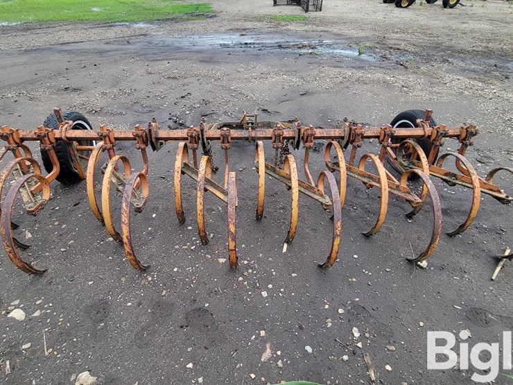massey-ferguson-12-image-6