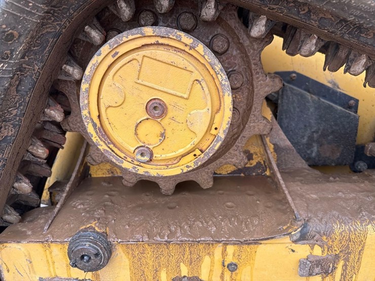 2018-caterpillar-239d-image-13
