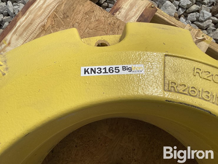 john-deere-r207782-205kg-rear-tractor-weights-image-17