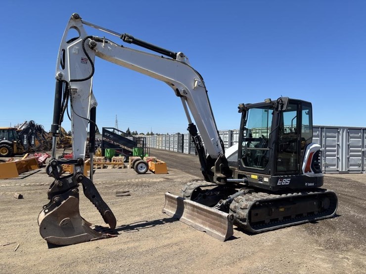 2018-bobcat-e85-image-1