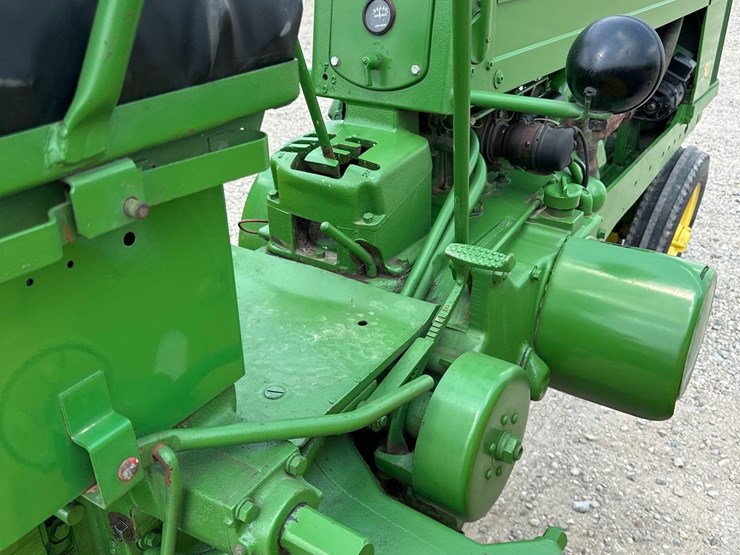 john-deere-50-image-9