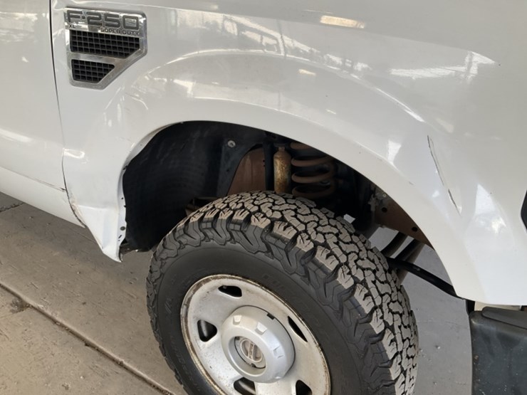 2008-ford-f250-image-9