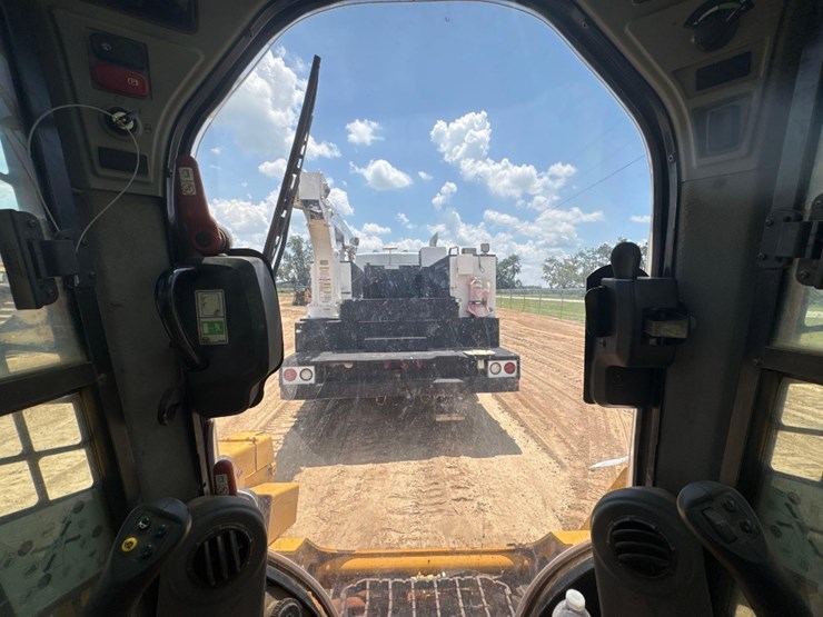 caterpillar-259d3-image-23