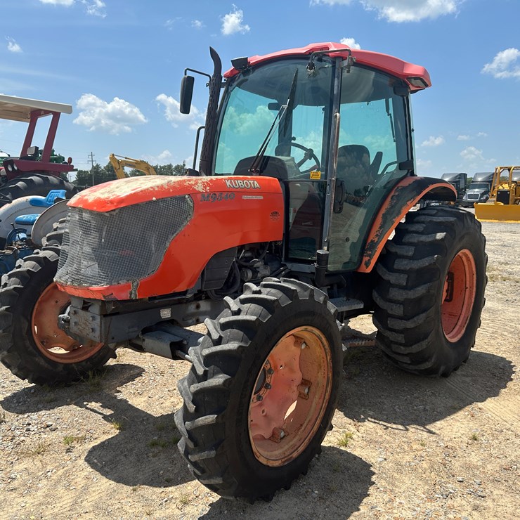 KUBOTA M9540