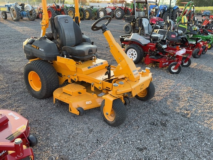 #3091-•-cub-cadet-pro-z900-zero-turn-mower-image-3