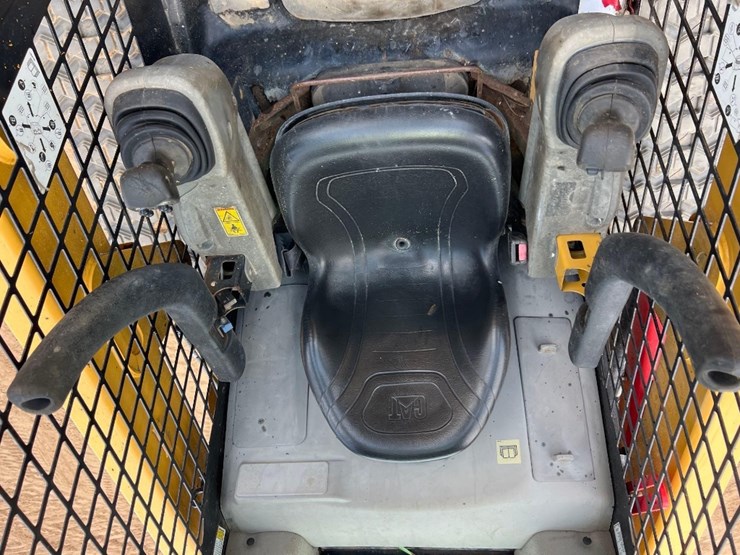 caterpillar-249d-image-28