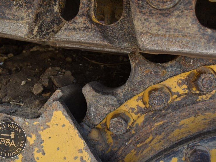 2014-komatsu-d51exi-22-image-51