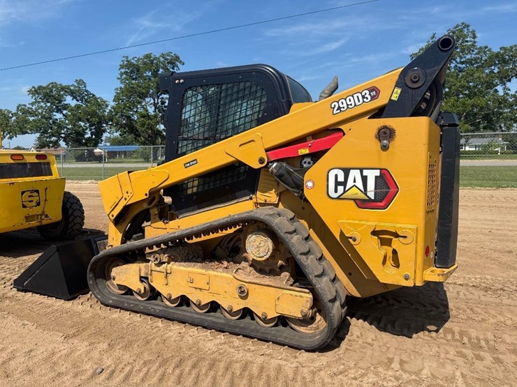 2020-caterpillar-299d3-xe-image-8