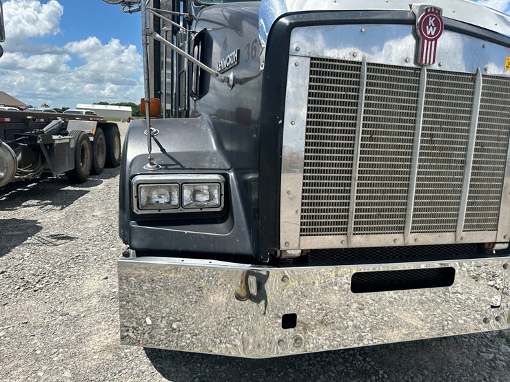 2001-caterpillar-c11-image-42