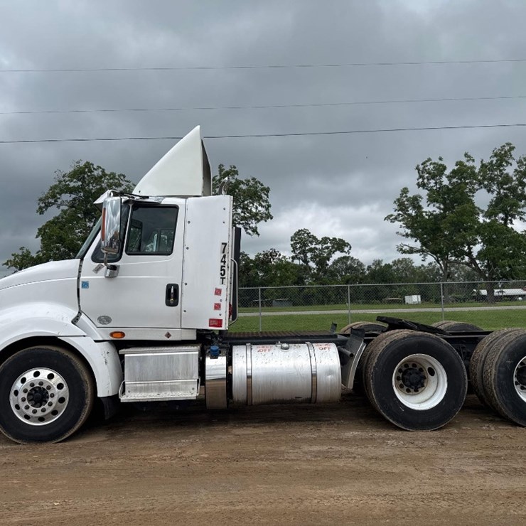 2016 INTERNATIONAL PROSTAR
