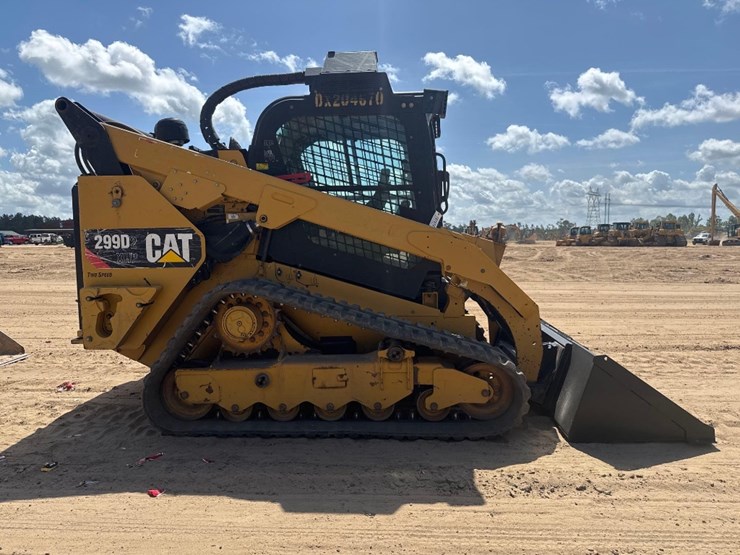 2019-caterpillar-299d2-xhp-image-5