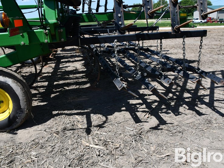 john-deere-2210-image-19