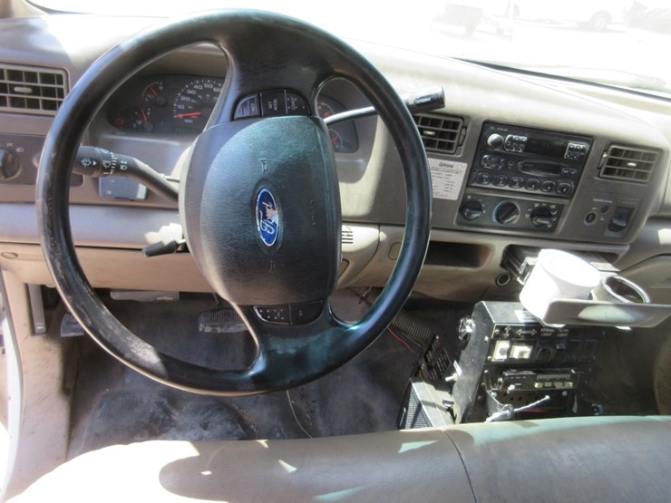 2002-ford-f550-sd-image-9