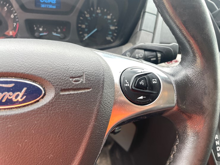 2015-ford-transit-image-82