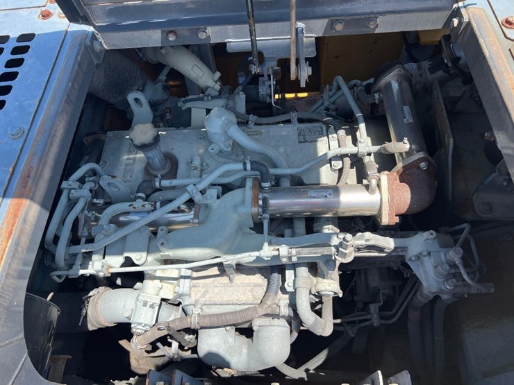 2013-deere-470g-lc-image-37