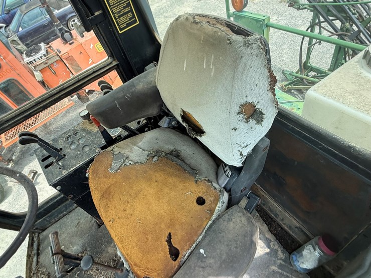 john-deere-6000-image-31