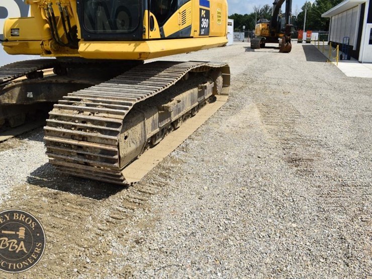 2014-komatsu-pc360-lc-10-image-38