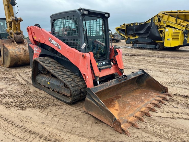 2016-kubota-svl95-2s-image-6