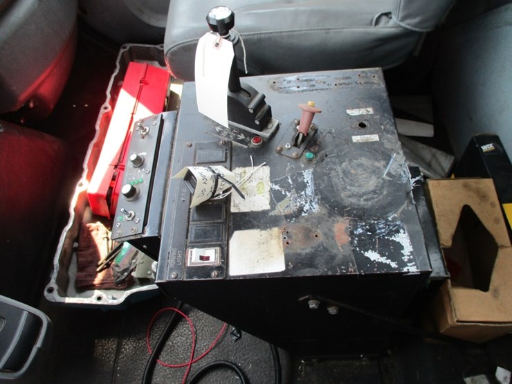 2005-international-durastar-4400-image-8