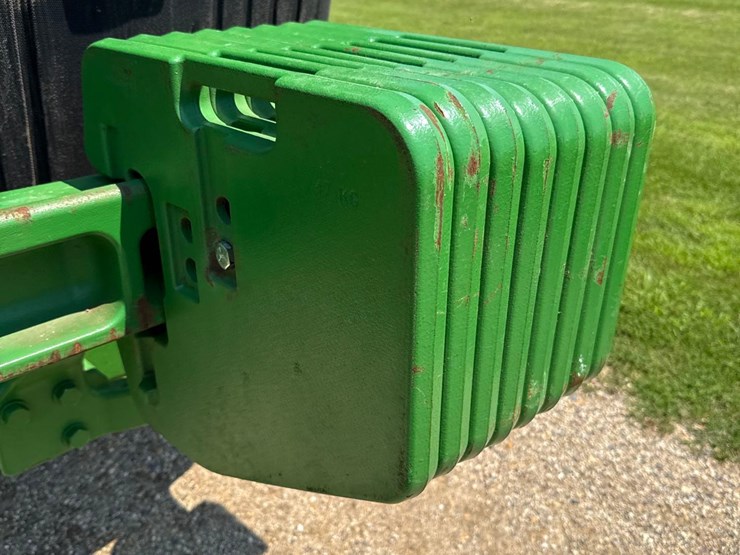 2013-john-deere-8260r-image-17