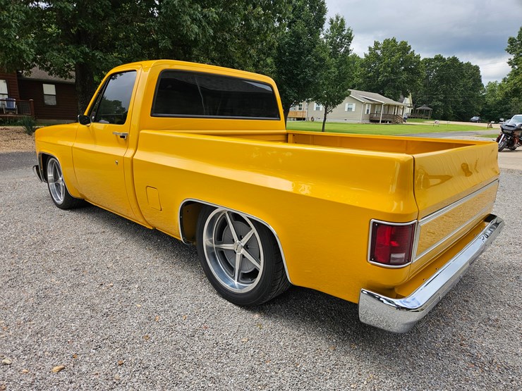 1984-chevrolet-c10-image-15